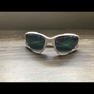 Oakley men’s sunglasses